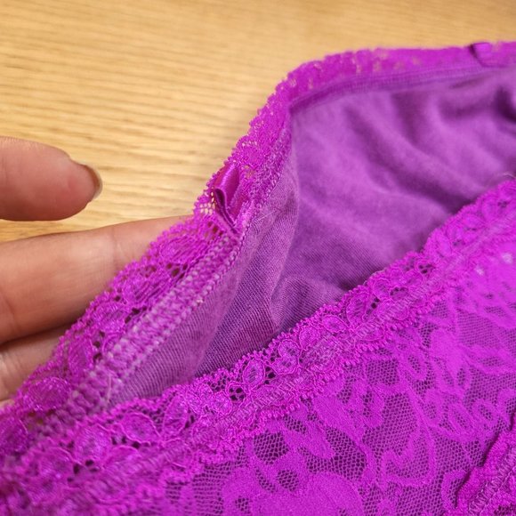 VICTORIA'S SECRET strapless lace bandeau bralette bundle of 3 ~NWOT! - Picture 5 of 6